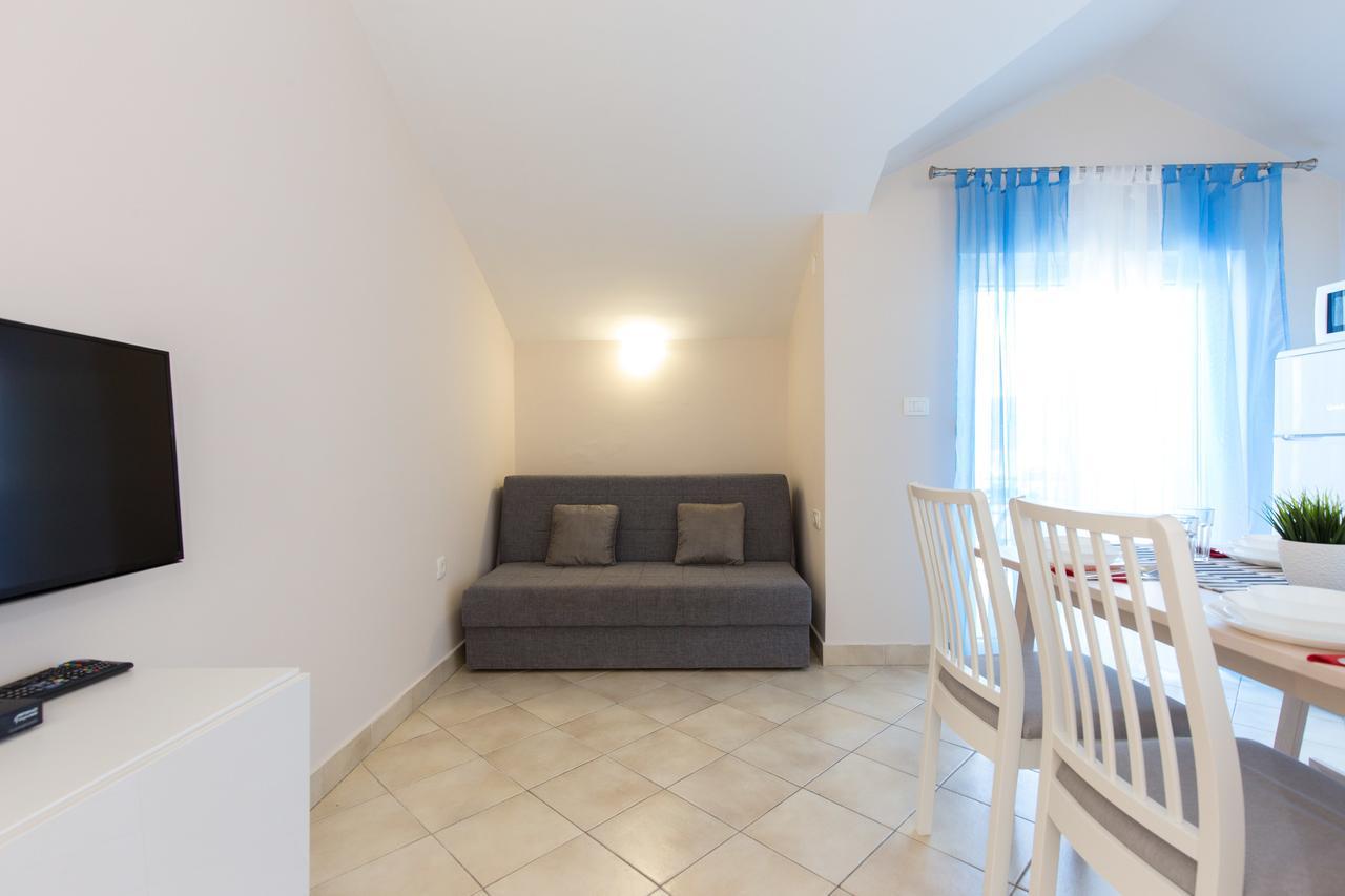 Apartments Tamaris Čižići Екстериор снимка