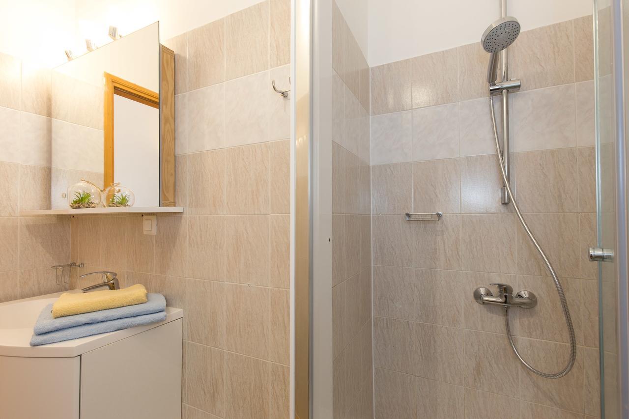 Apartments Tamaris Čižići Екстериор снимка