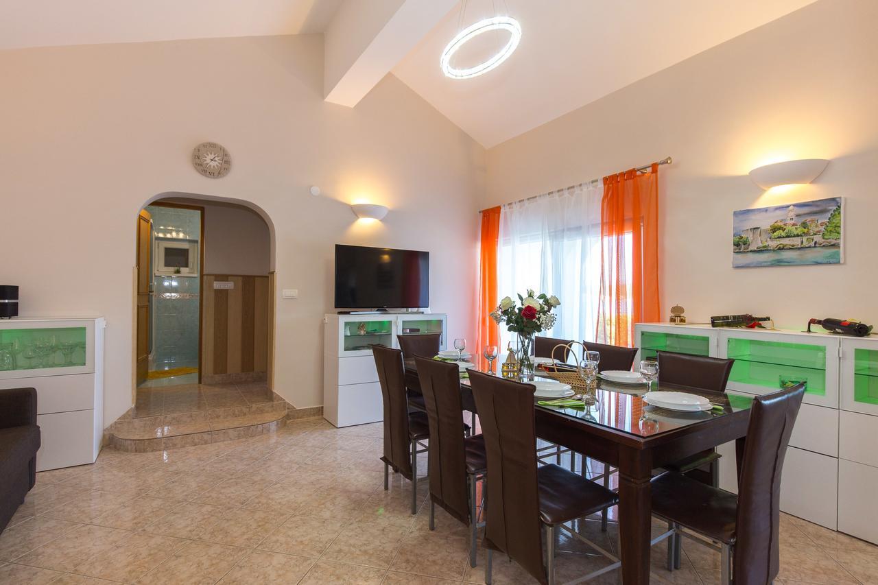 Apartments Tamaris Čižići Екстериор снимка