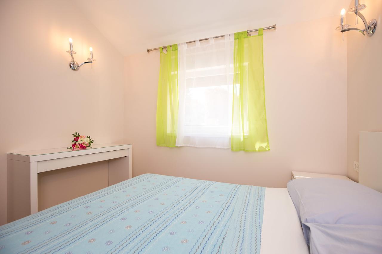 Apartments Tamaris Čižići Екстериор снимка
